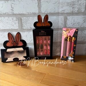 Revolution Beauty Minnie Mouse Makeup Bundle Brand New